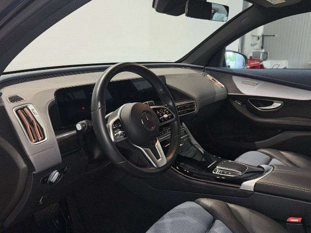 Mercedes-Benz EQC
