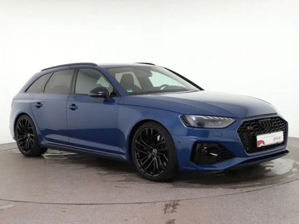 Audi RS4