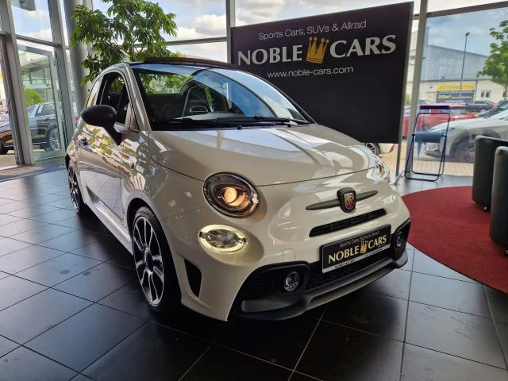 Abarth 695 2024 Benzine