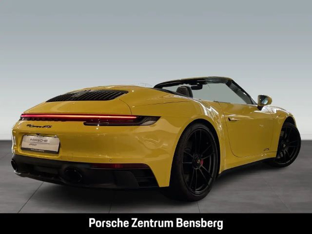Porsche 992