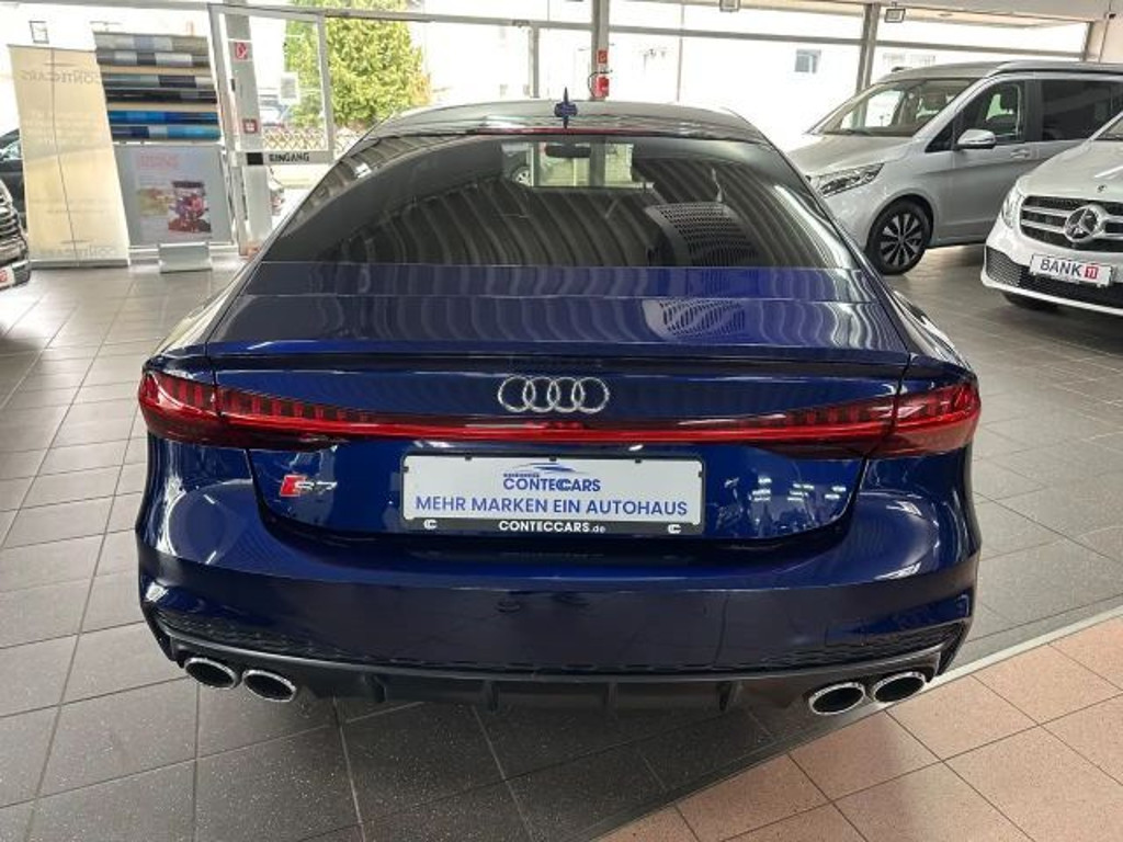 Audi S7