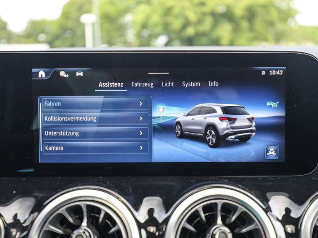 Mercedes-Benz GLA-Klasse