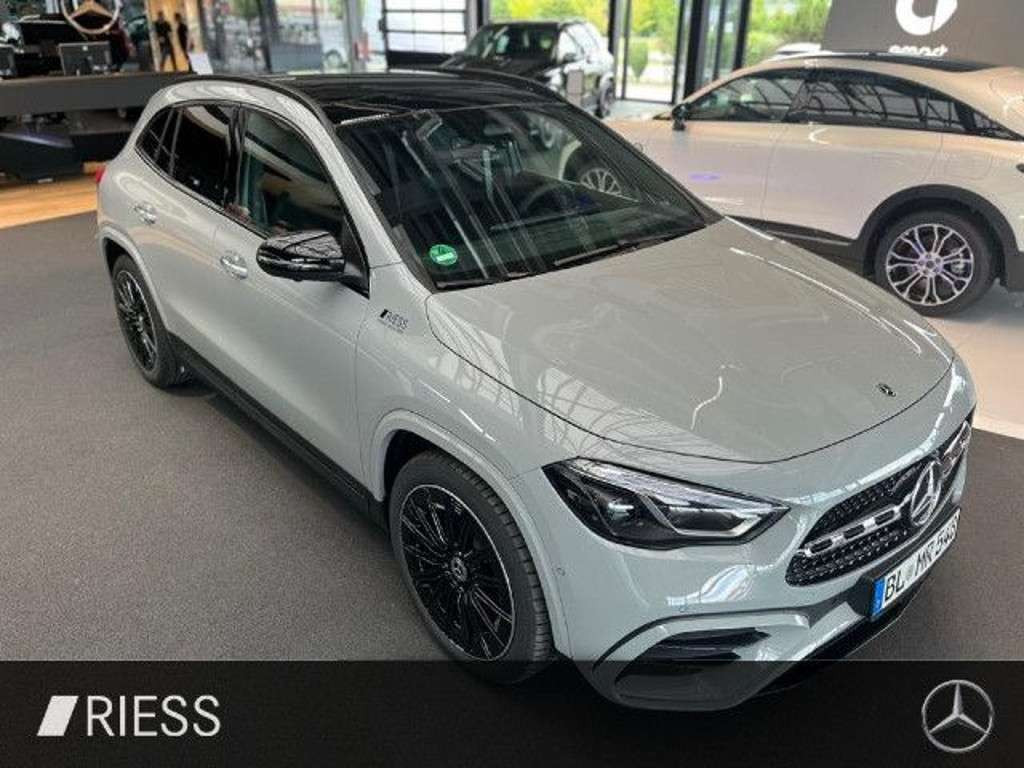 Mercedes-Benz GLA-Klasse