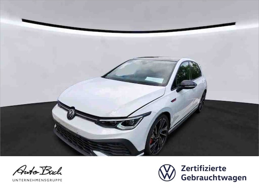 Volkswagen Golf 2023 Benzine