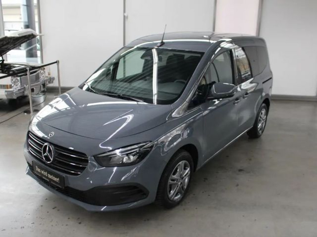 Mercedes-Benz T 180 2025 Benzine