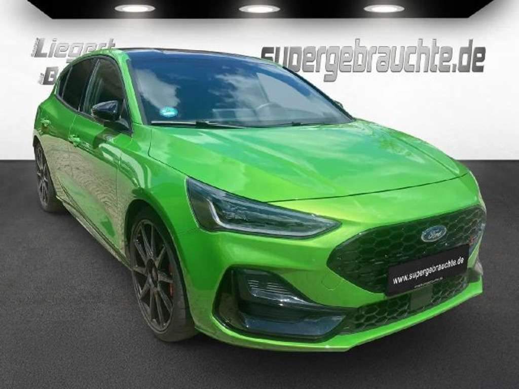 Ford Focus 2023 Benzine