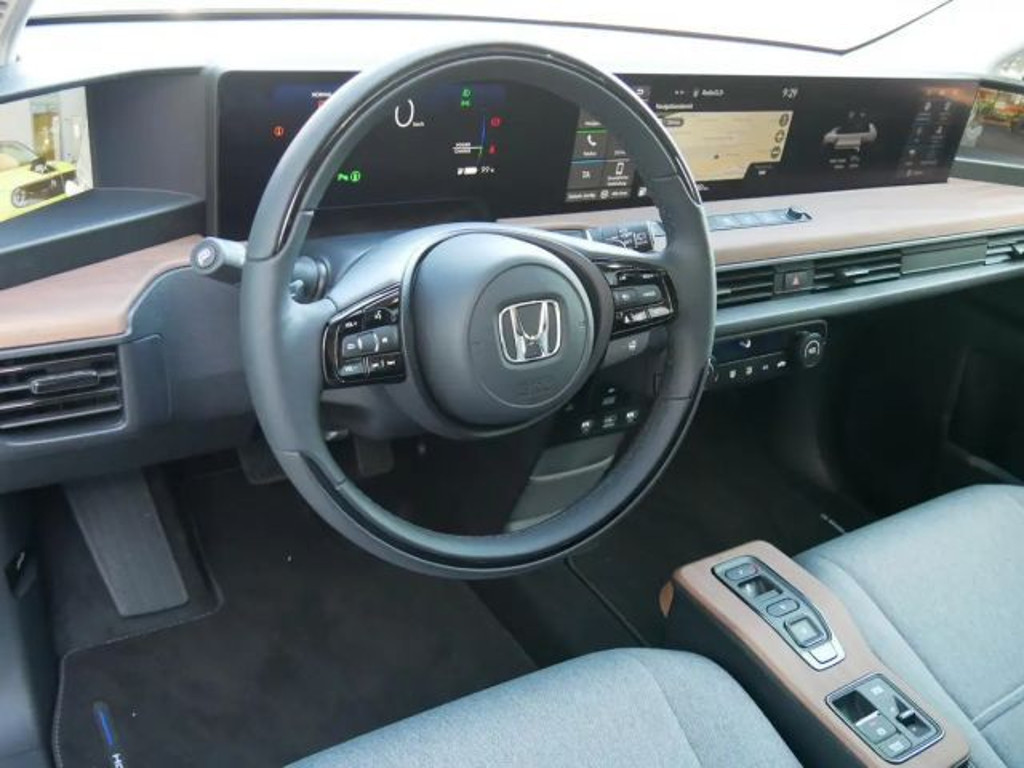 Honda e