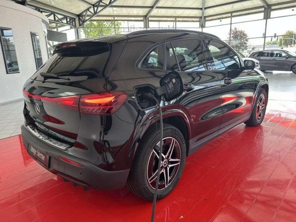 Mercedes-Benz EQA