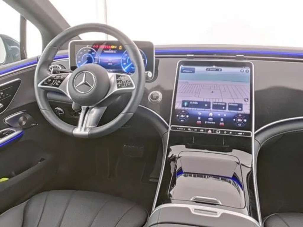Mercedes-Benz EQE