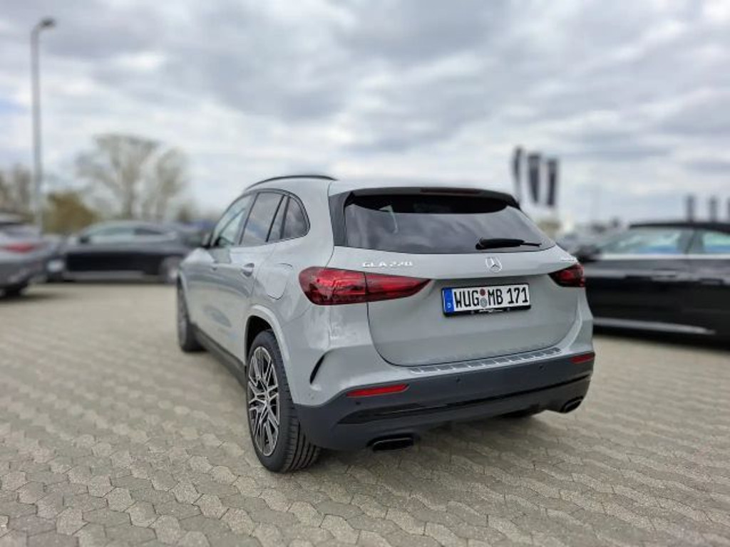 Mercedes-Benz GLA-Klasse