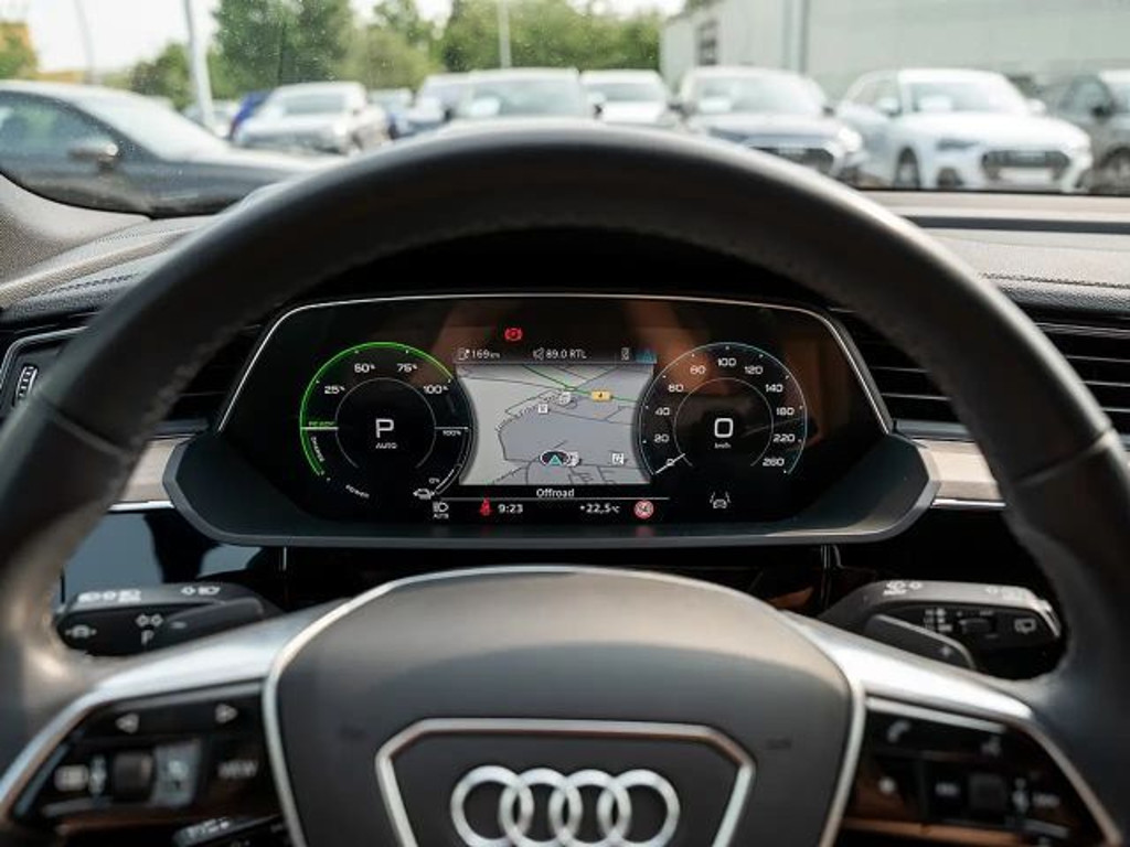 Audi Q8 e-tron