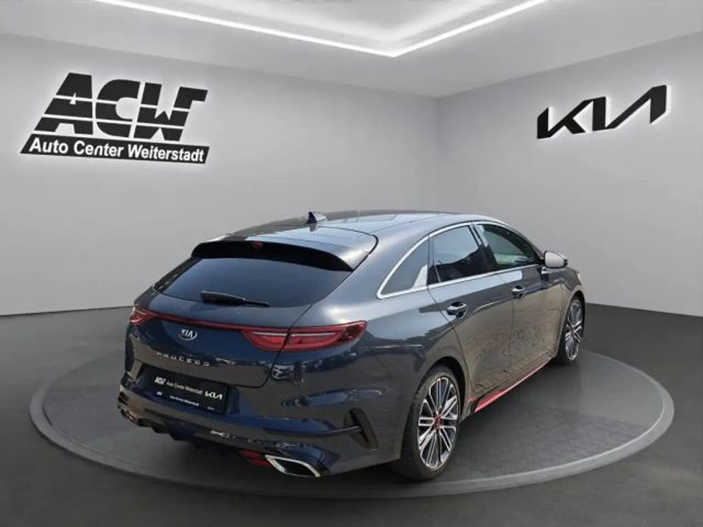 Kia ProCeed