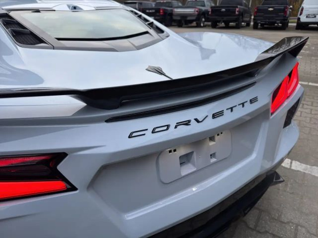 Corvette C8