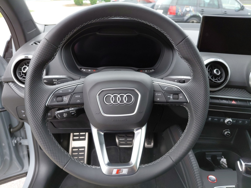 Audi SQ2