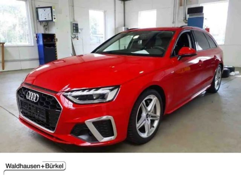 Audi A4 2022 Benzine