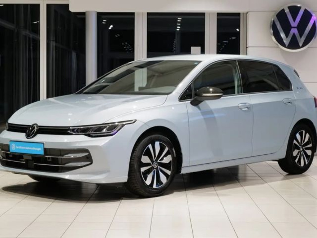 Volkswagen Golf 2025 Benzine