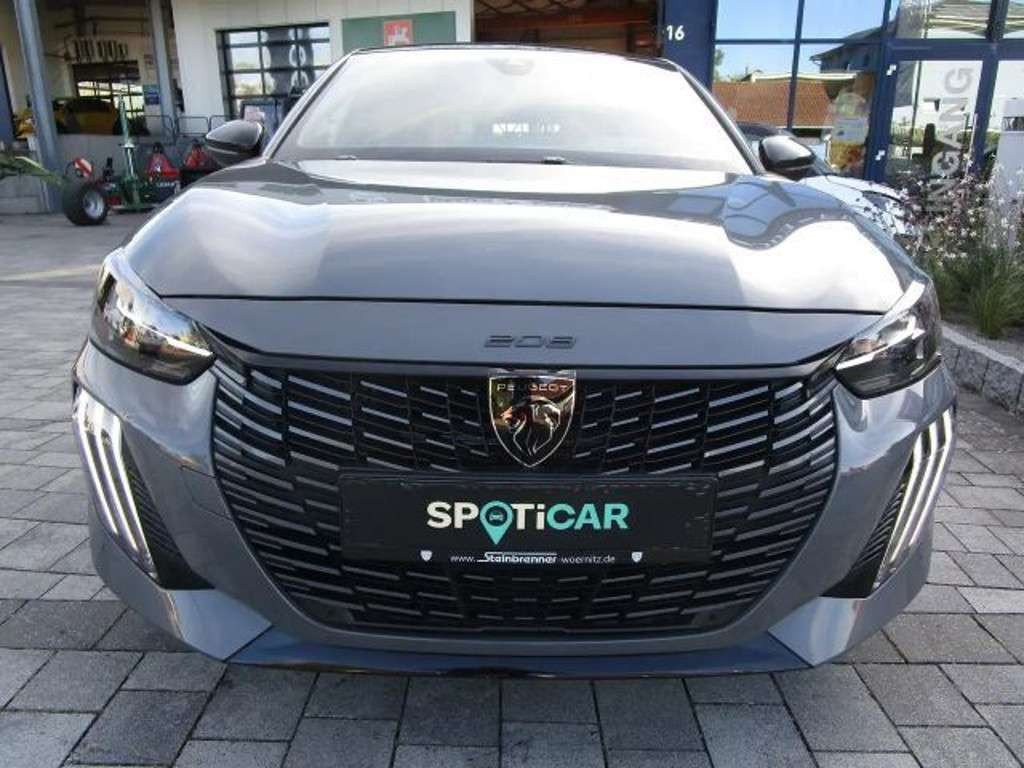 Peugeot e-208