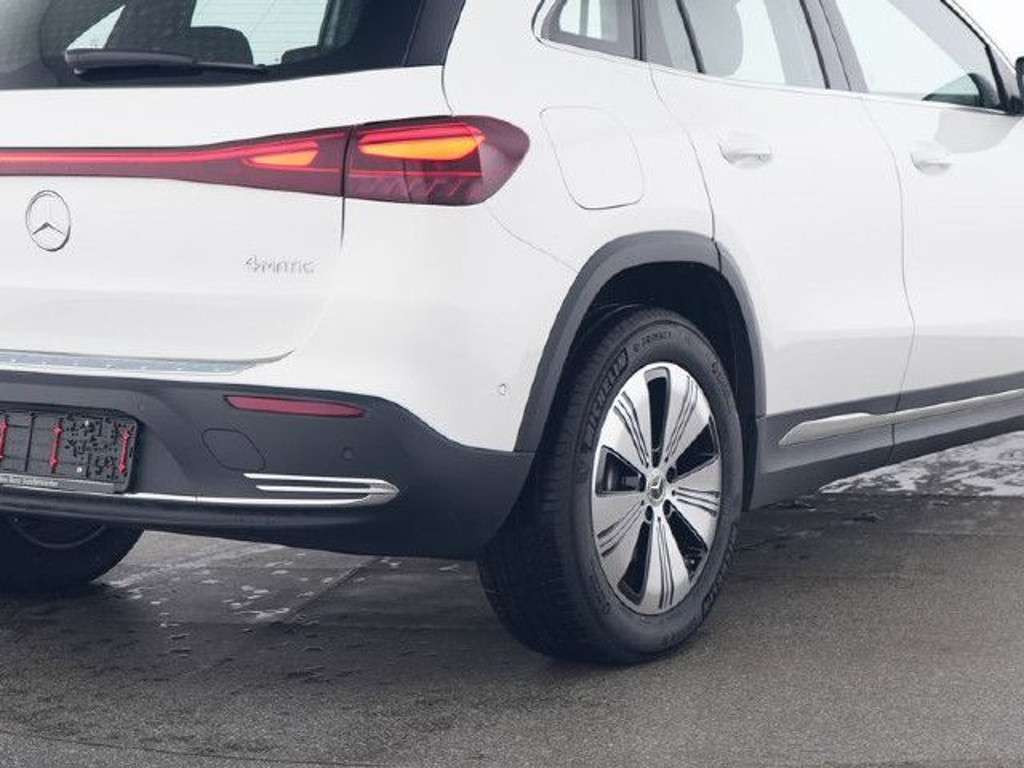 Mercedes-Benz EQA