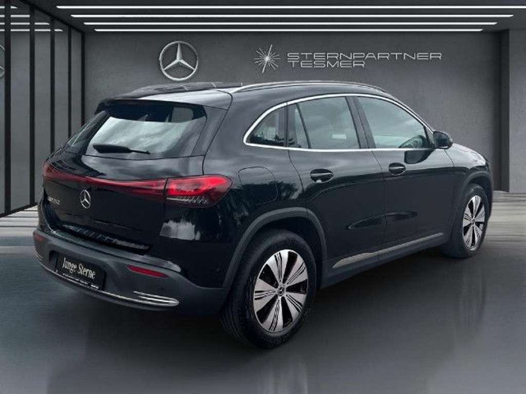 Mercedes-Benz EQA