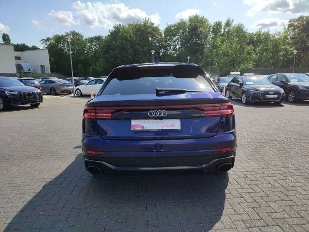 Audi RS Q8