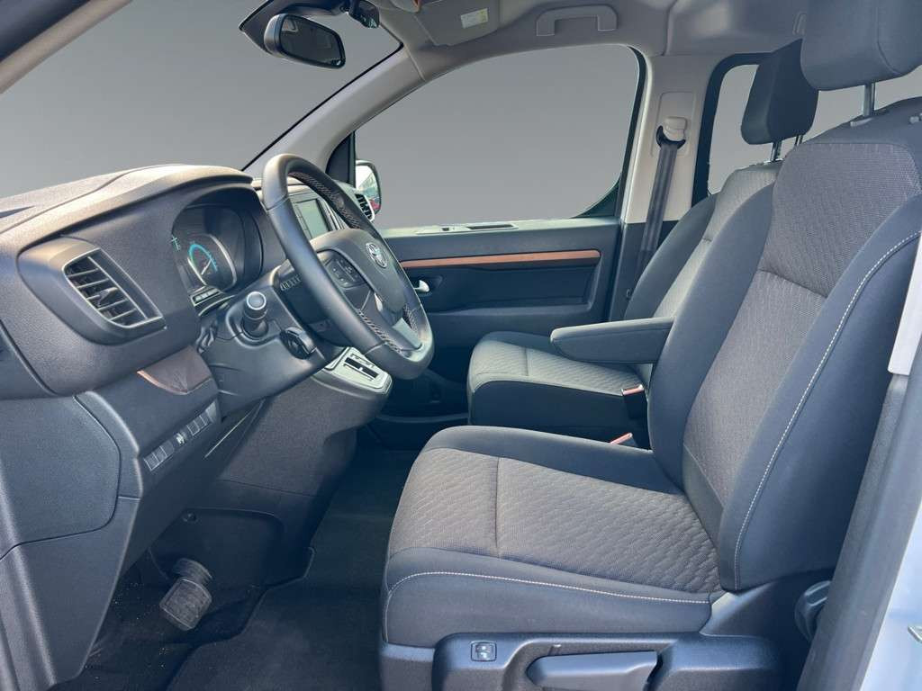 Toyota Proace Verso EV