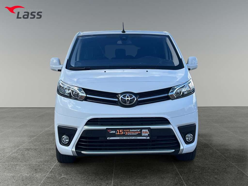 Toyota Proace Verso EV