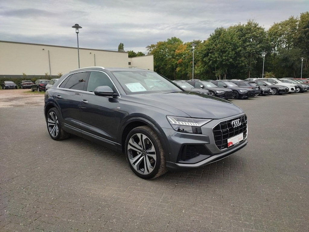 Audi Q8