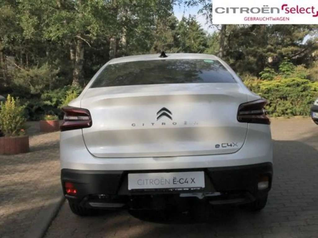 Citroën Ë-C4