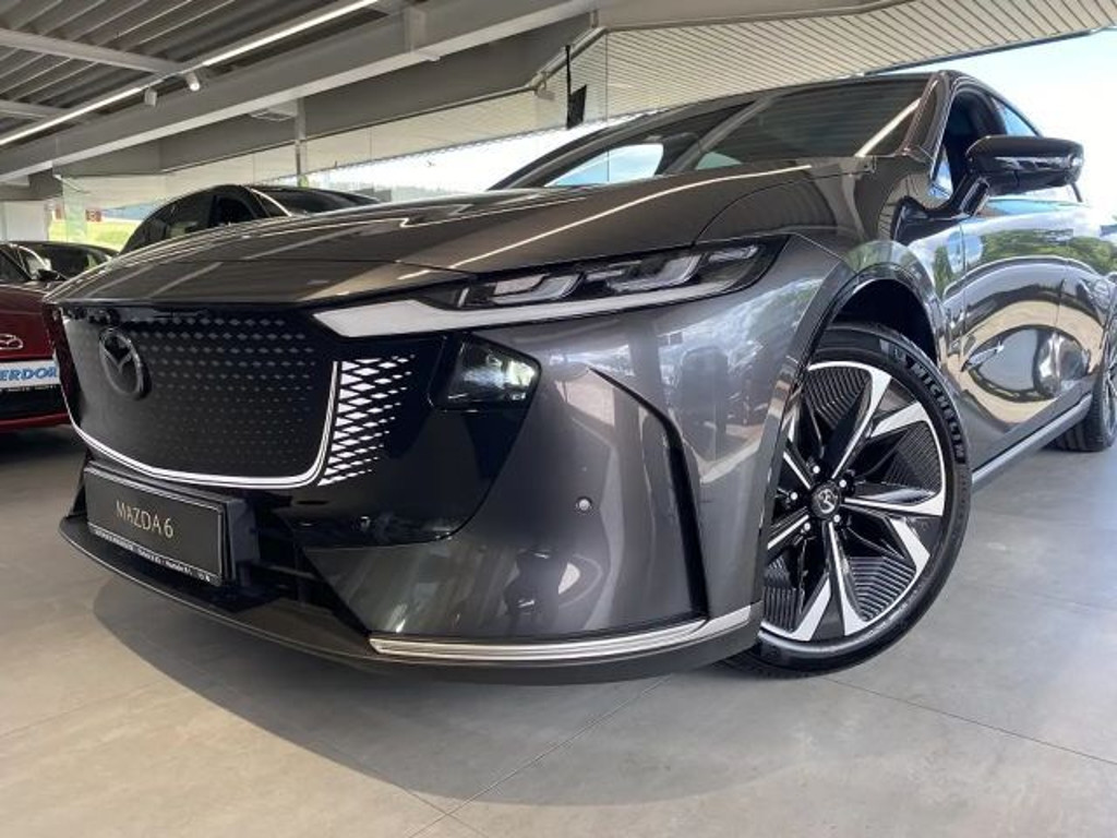 Mazda 6e