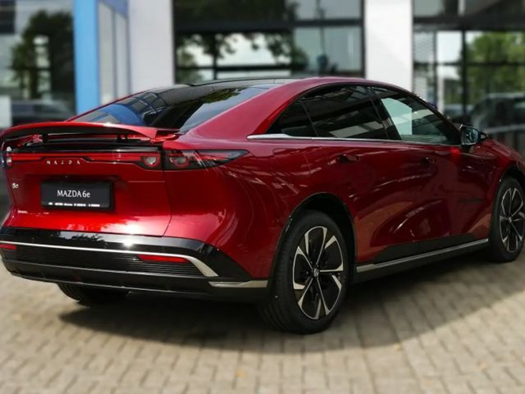 Mazda 6e