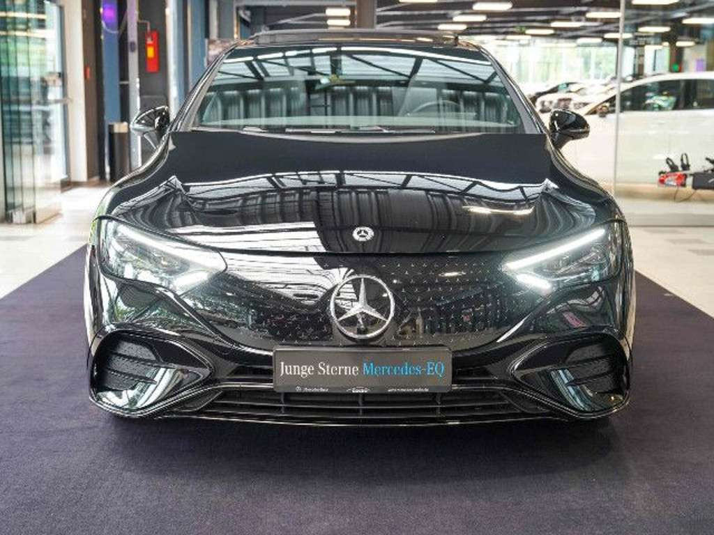 Mercedes-Benz EQE