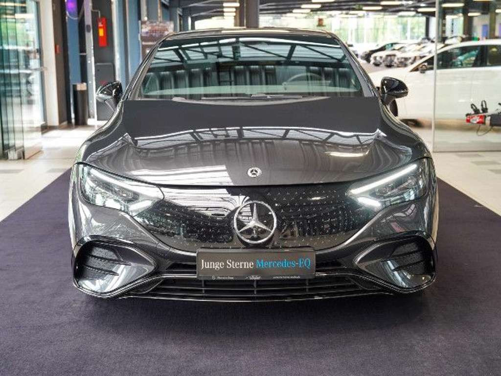 Mercedes-Benz EQE