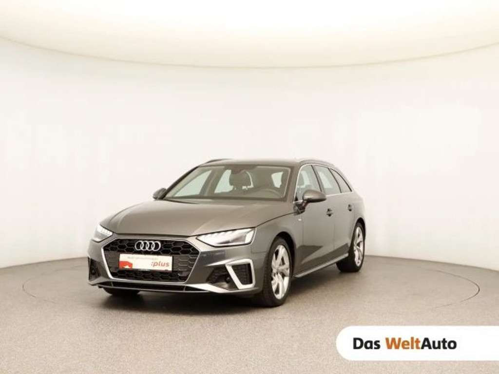 Audi A4 2023 Benzine