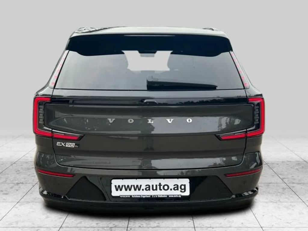 Volvo EX90