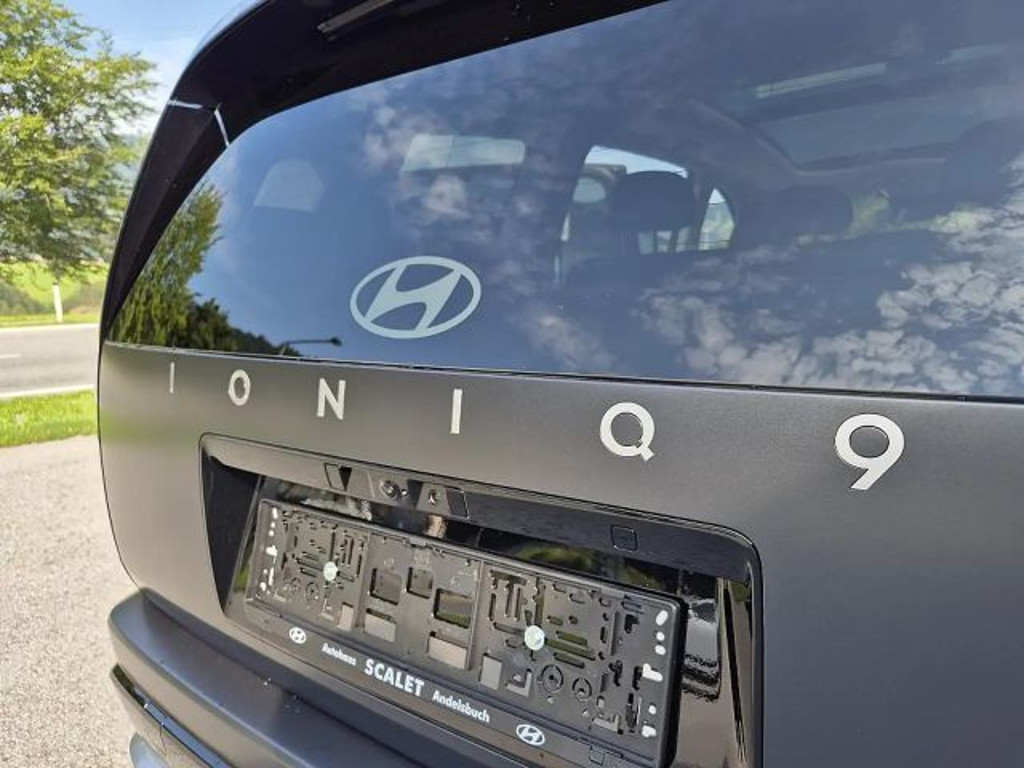 Hyundai IONIQ 9