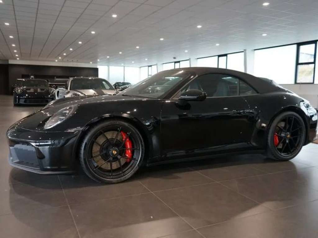 Porsche 992