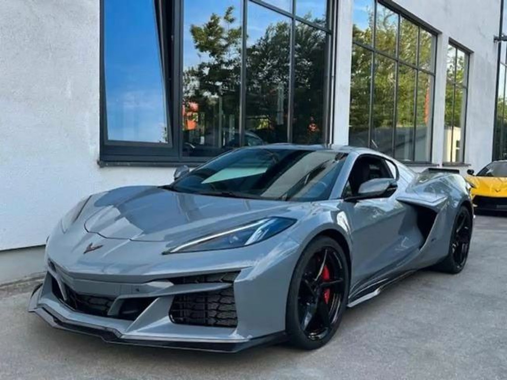 Corvette C8 2025 Benzine