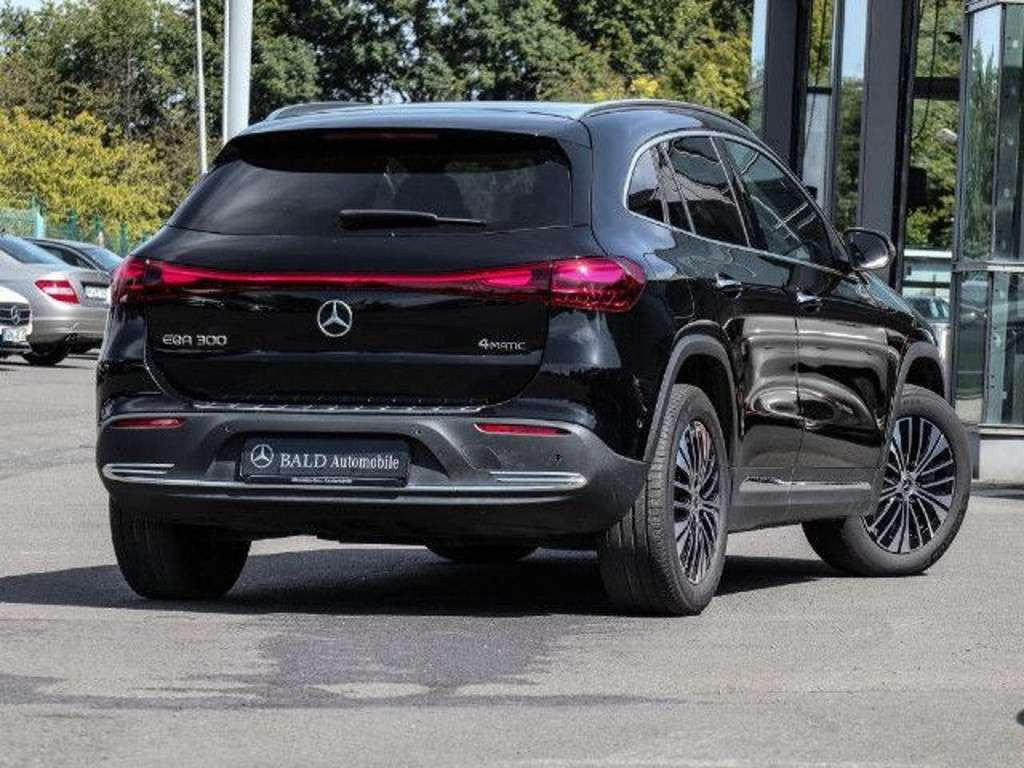 Mercedes-Benz EQA