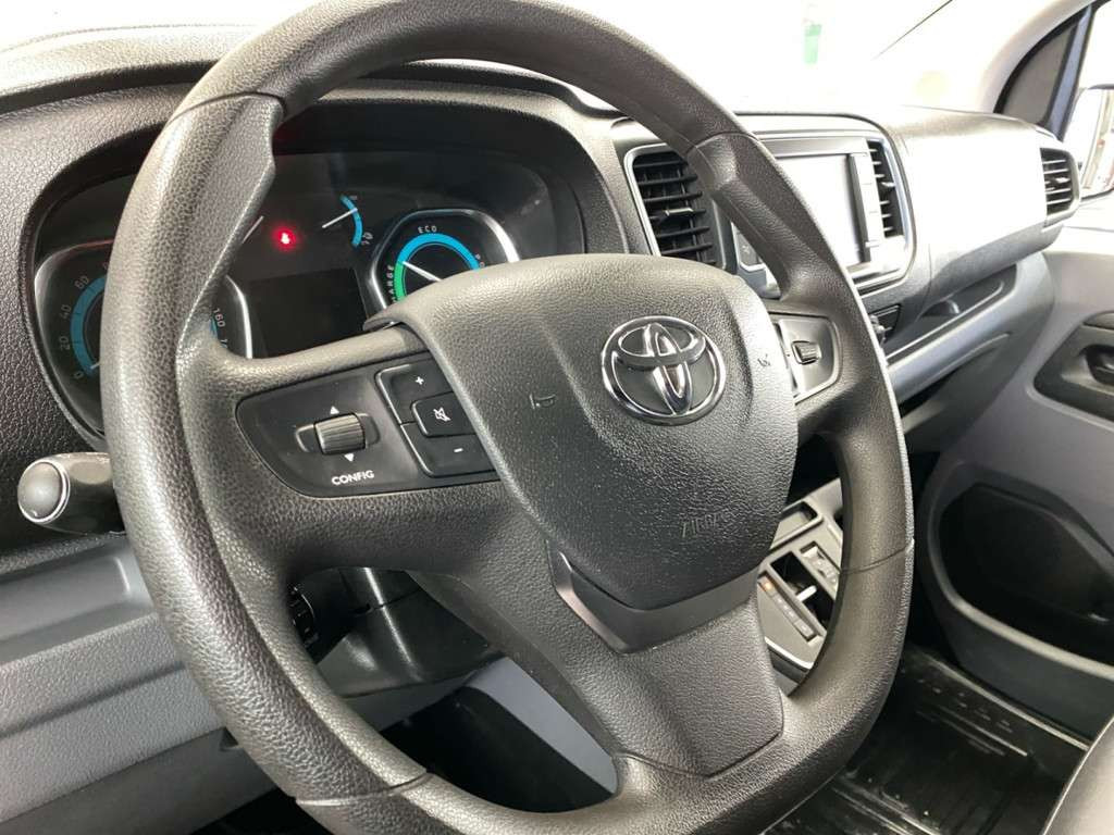 Toyota Proace Verso EV