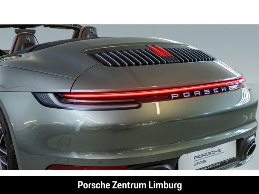 Porsche 992