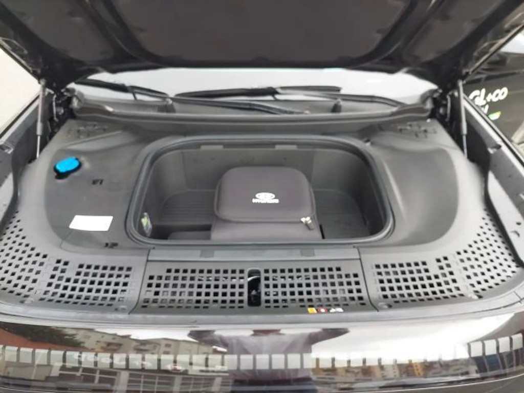 Hyundai IONIQ 9