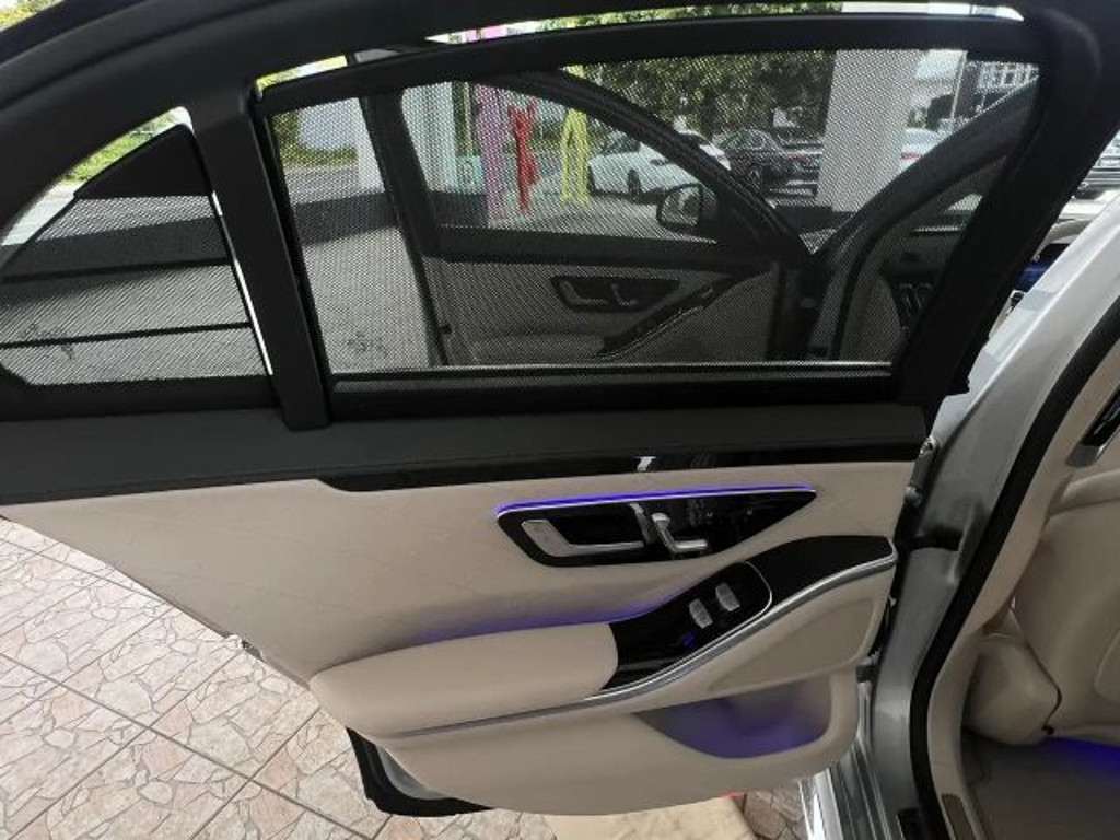 Mercedes-Benz S-Klasse