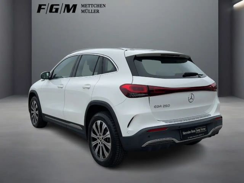 Mercedes-Benz EQA