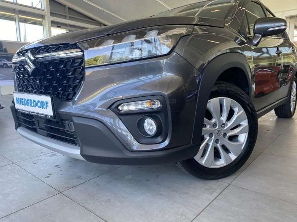 Suzuki S-Cross
