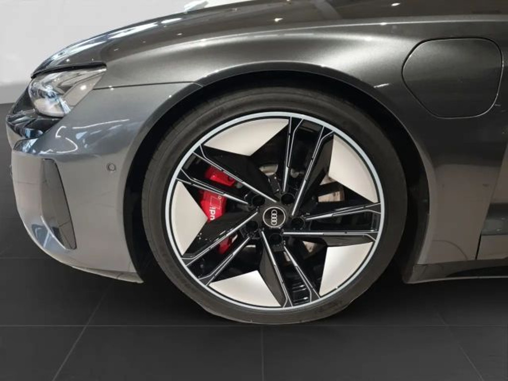 Audi RS e-tron GT