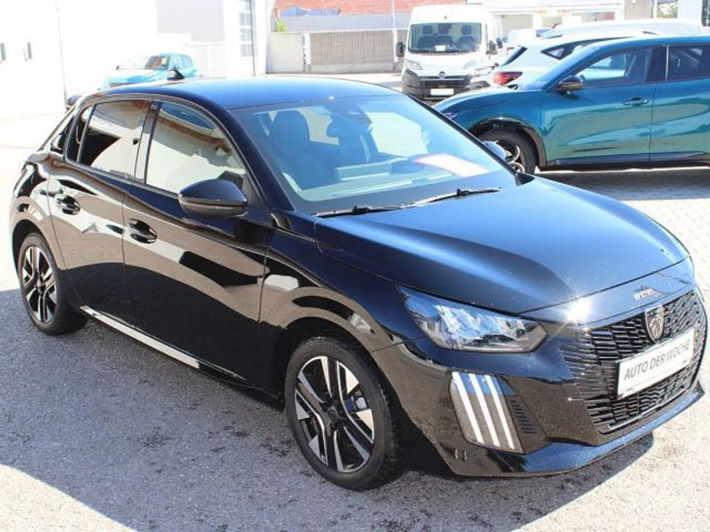 Peugeot e-208