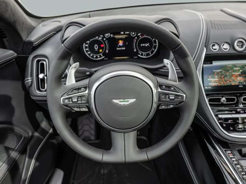 Aston Martin DBX