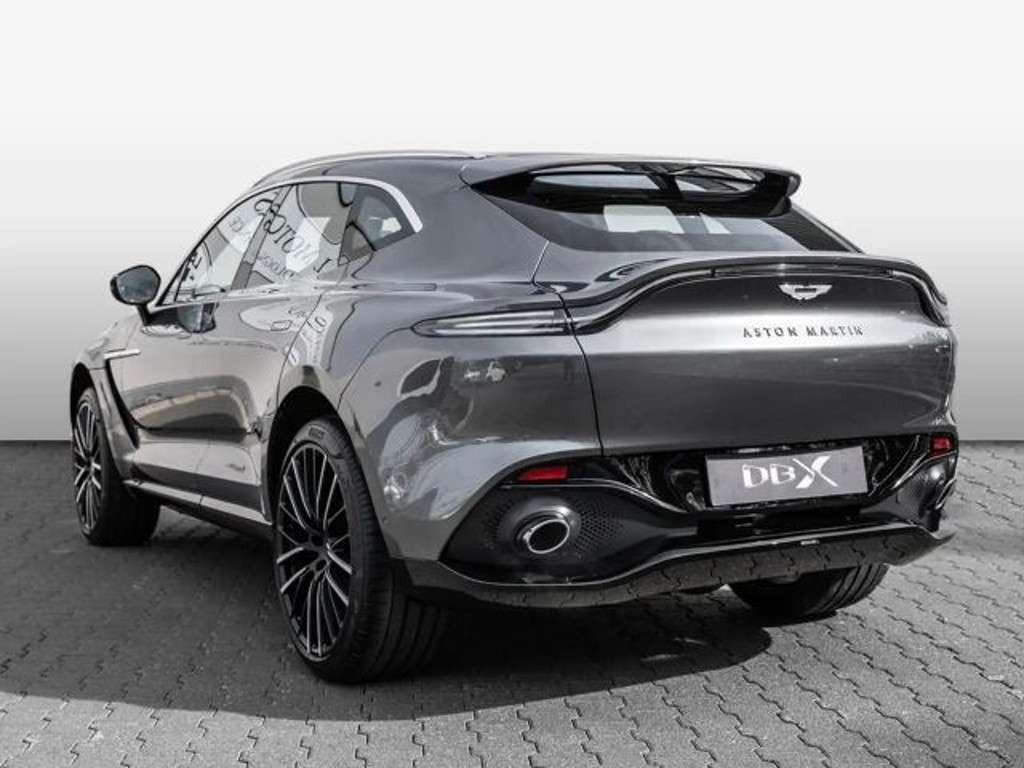 Aston Martin DBX