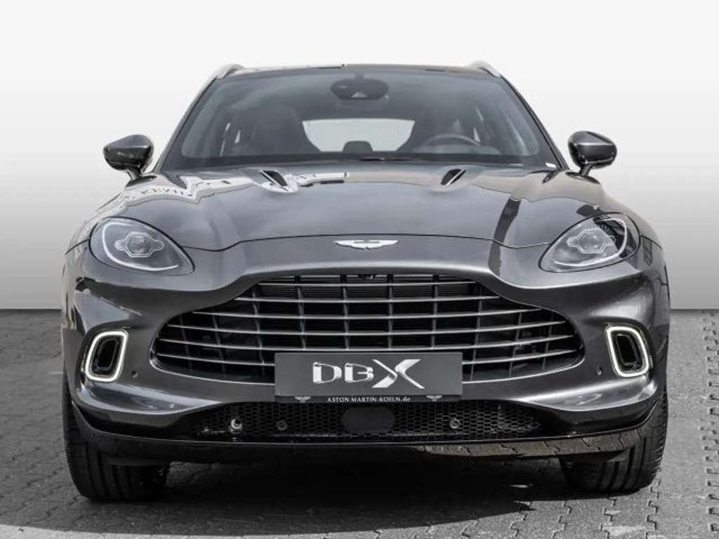 Aston Martin DBX