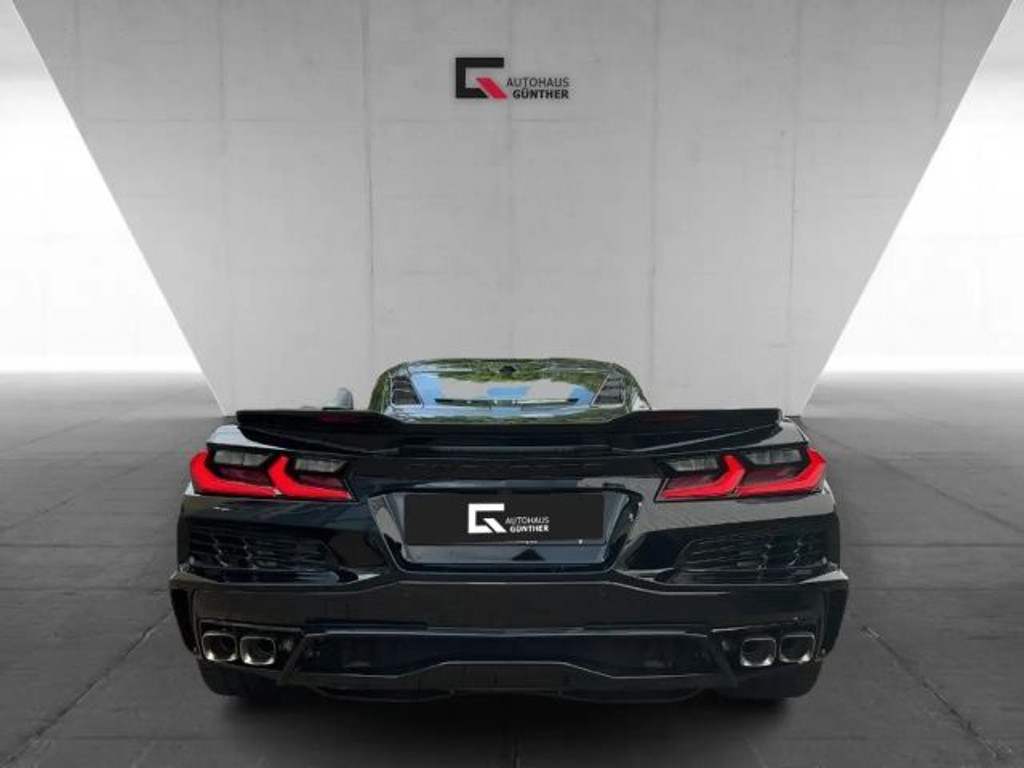 Corvette C8